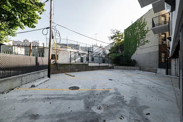 Rented by Leasing Management LLC | media 31