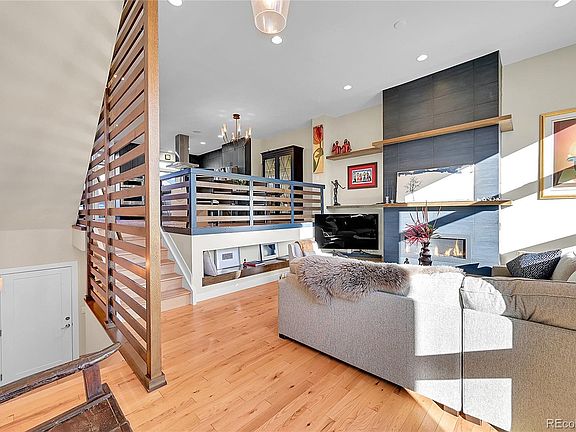 5th image of 6769 E Lowry Boulevard