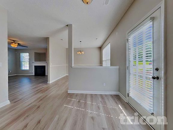 5th image of 6103 Glen Way Dr