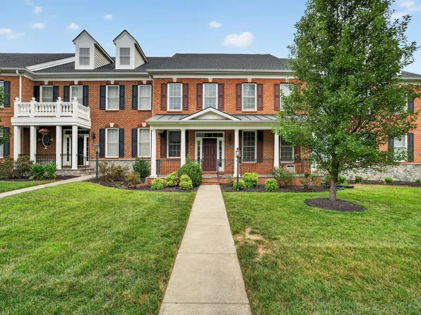 23202 Evergreen Ridge Dr, Ashburn, VA 20148