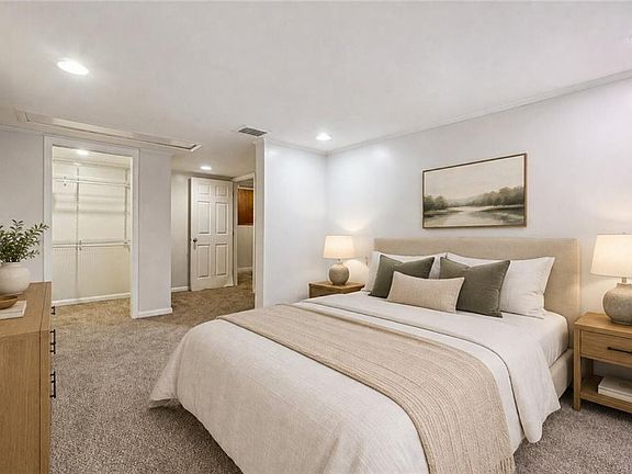5th image of 2073 E Roxboro Rd NE #B