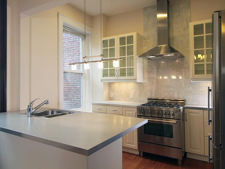 1st image of 90 Mount Pleasant Ave