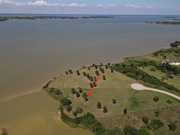 3rd image of 577 Old Peninsula Trl