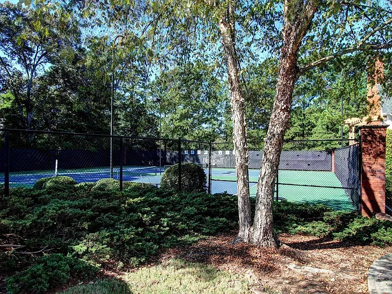 3237 Waldwick Way SE — Photo 35