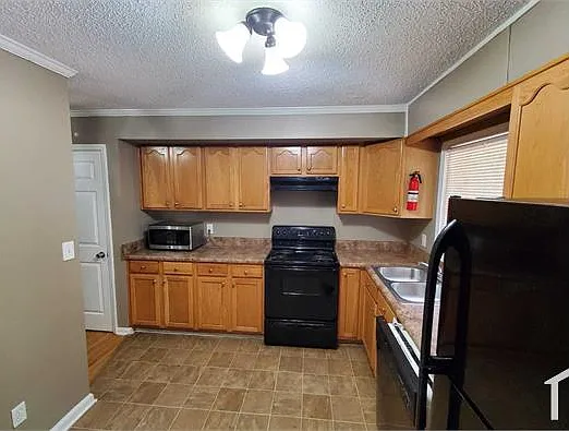 1 bed, $900 — Photo 3