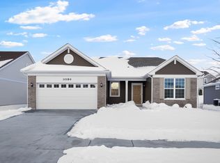 10184 Leopold Ln, Huntley, IL 60142