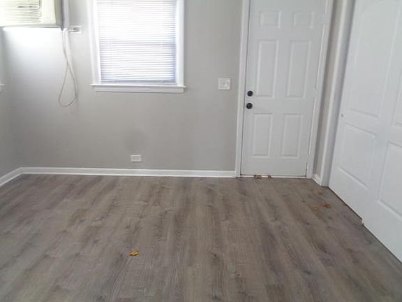 4th image of 1340 N Main St #E1