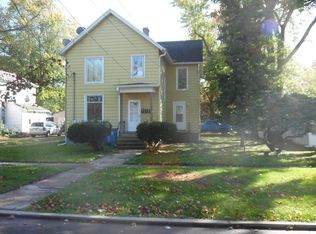 123 W Van Buren St, Ottawa, IL 61350