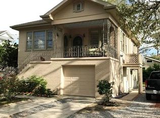 819 Burdette St, New Orleans, LA 70118