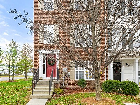 5th image of 101 Hamilton Ct