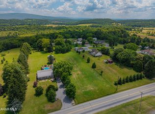 0 Leprechaun Ln, New Paris, PA 15554