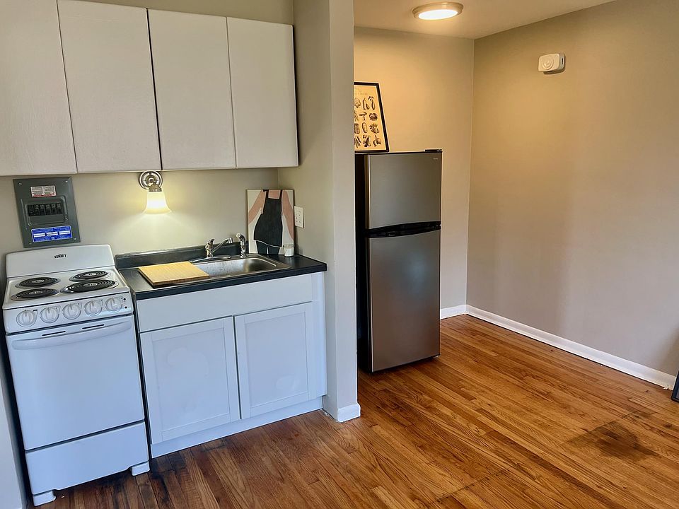 1st image of 4173 Pleasure Dr