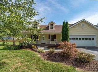 260 Dark Hollow Rd, Jonesborough, TN 37659