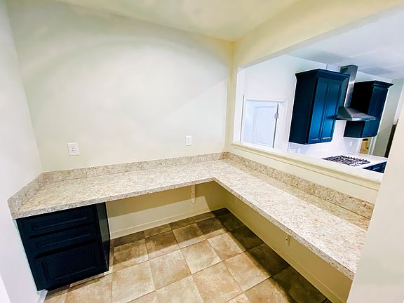 4th image of 15351 Forest Glade Dr