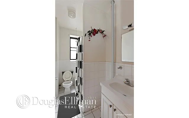 Sold by Douglas Elliman | media 15