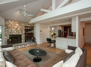 32 Ellis Rd, West Caldwell, NJ 07006