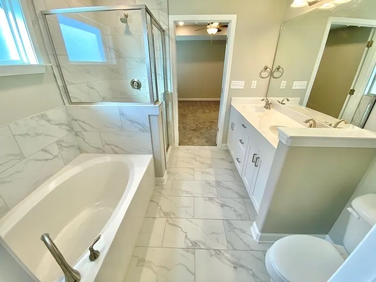 8914 Kimberly Dawn Dr — Photo 9
