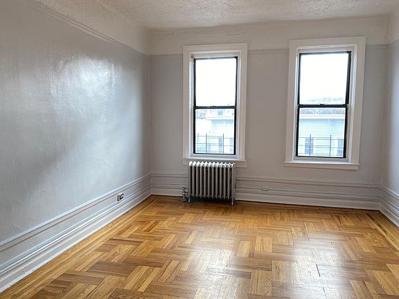 5th image of 15 Radford St APT 4D