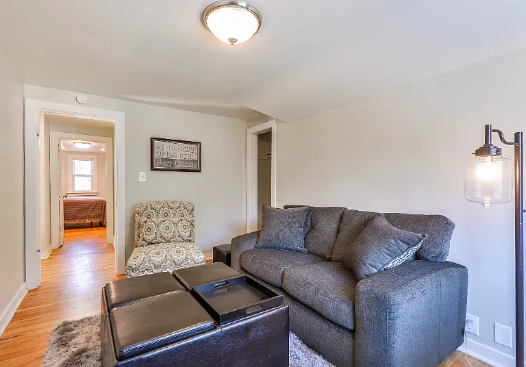 608 S College Ave #C — Photo 6