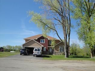 7526 W Elm Ct, Shiocton, WI 54170