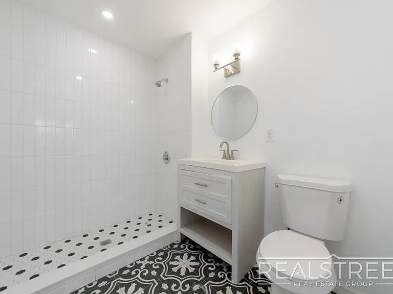 1469 Dean St #1 — Photo 8