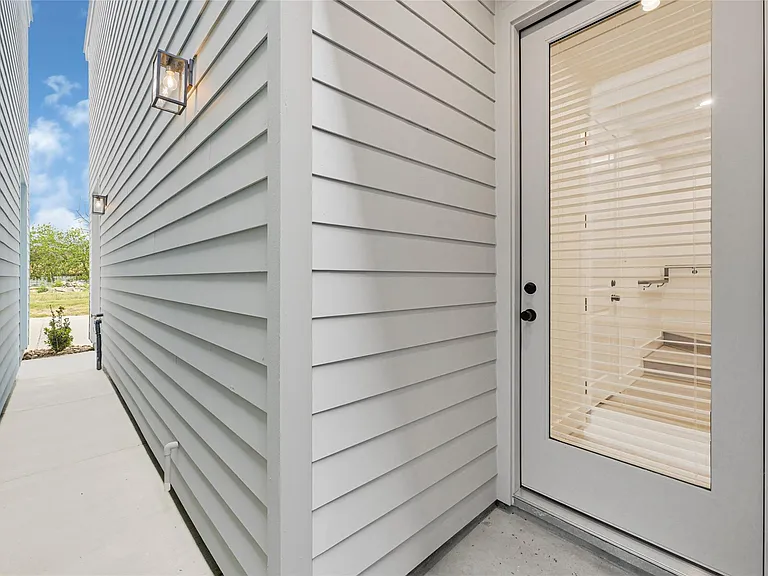 4606 Crown Grove Ln — Photo 4