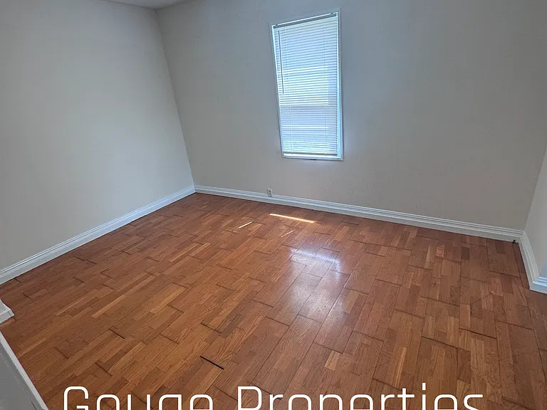 1007 Antioch Rd — Photo 4