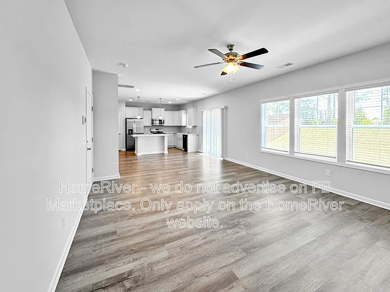 216 Sundrop St — Photo 5
