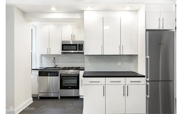 Rented by Douglas Elliman | media 8