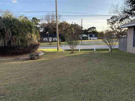 3rd image of 5101 Zachary Blvd