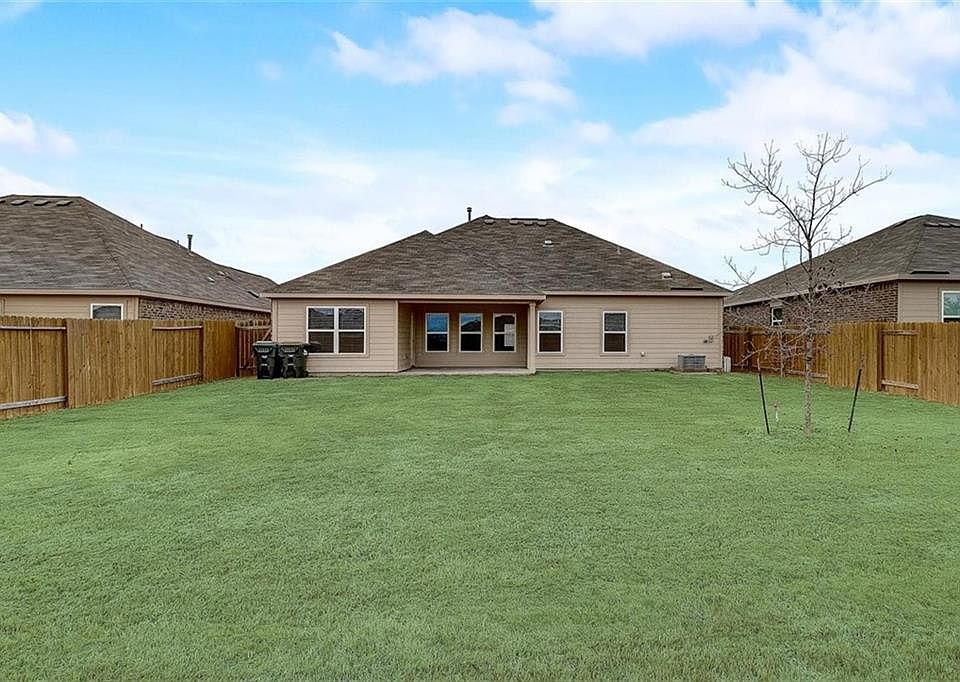 1st image of 1531 Twin Estates Dr