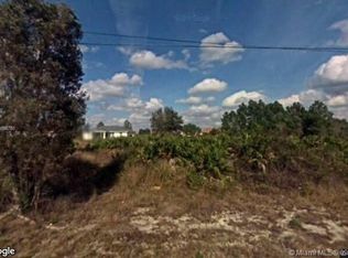 3016 37th St SW, Lehigh Acres, FL 33976