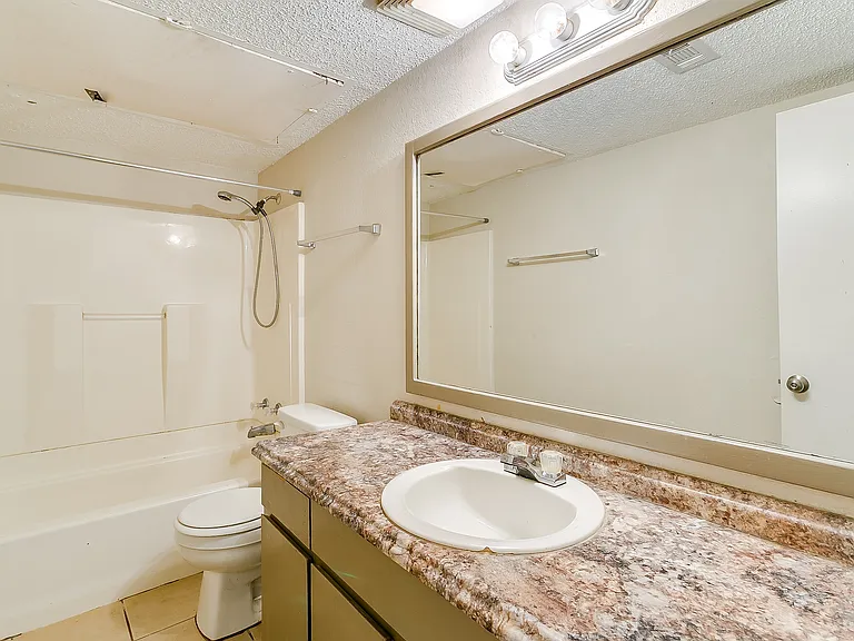 716 S Perkins St #B — Photo 8