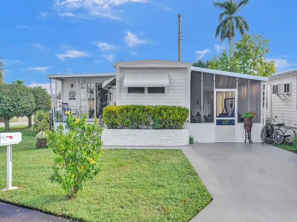 8500 SW 18th Place, Davie, FL 33324