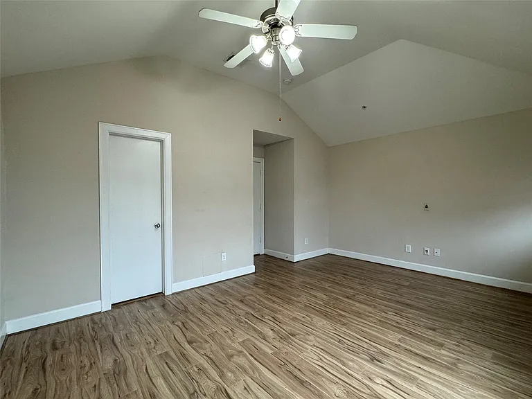 11315 Main St #1302 — Photo 11