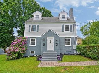 28 Fuller Ter FLOOR 2, West Newton, MA 02465