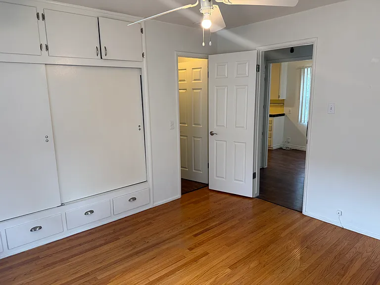 308 E Amerige Ave #0 — Photo 22
