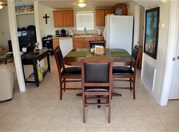 5th image of 23171 Buena St