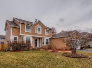 2214 Miramar Ln, Buffalo Grove, IL