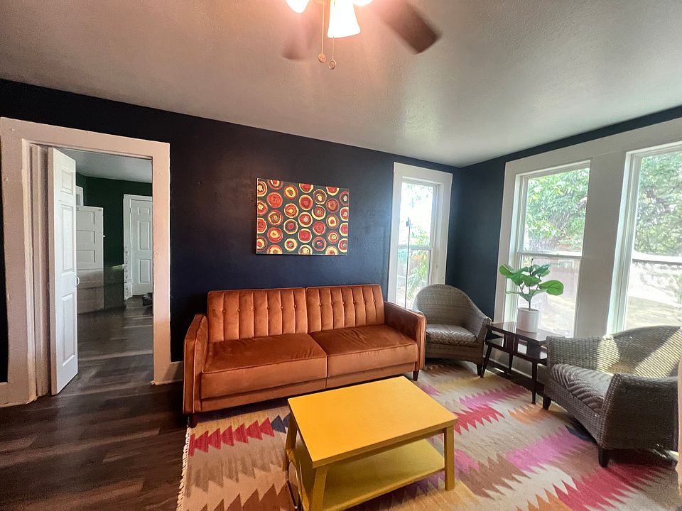 2nd image of 1502 Lagonda Ave #4B