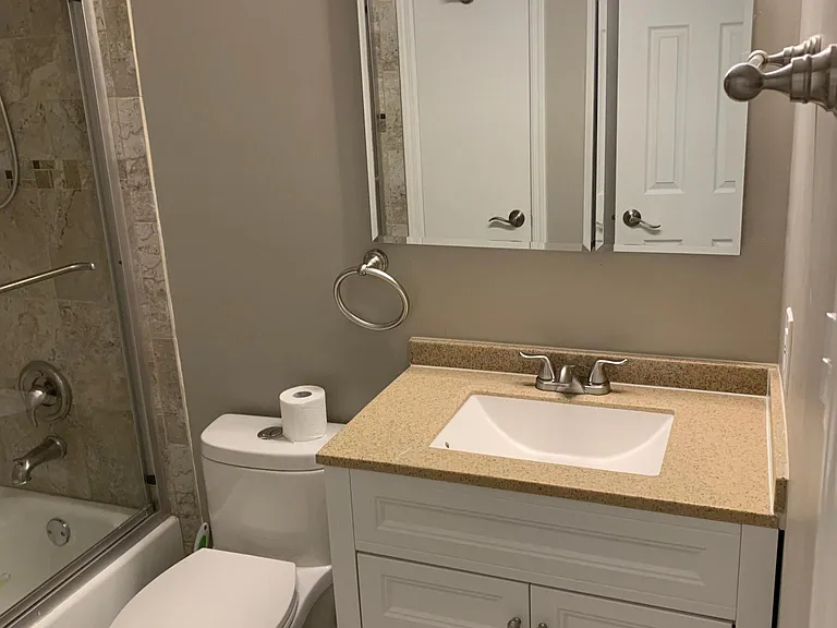 405 Rutledge Ct #405 — Photo 6