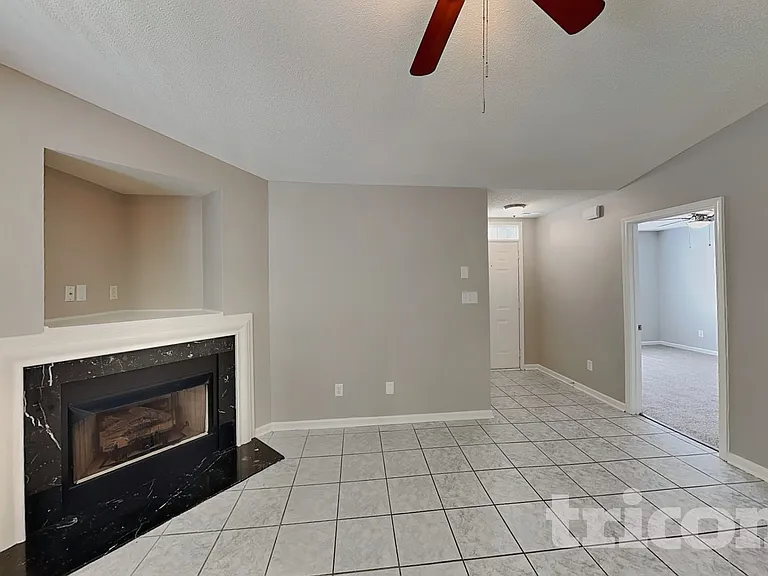 3010 Great Falls Dr — Photo 4