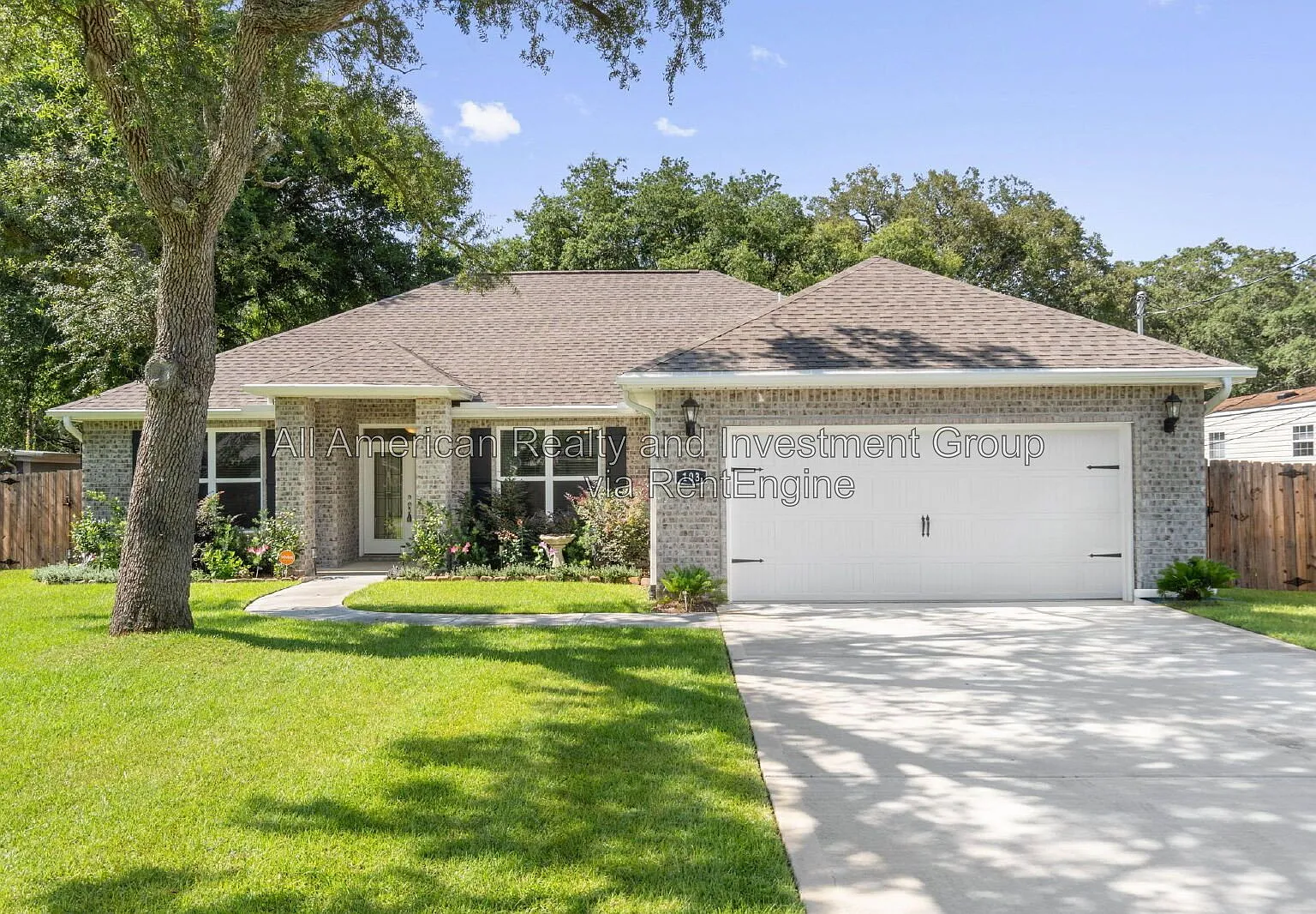 4 bed, 2.0 bath, 1910 sqft, $2,800 — Photo 1