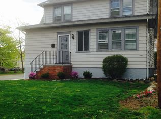 31 Saint Charles Ave, West Caldwell, NJ 07006
