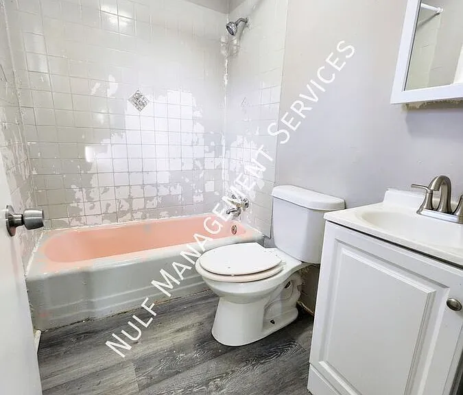 878 Miller Ave — Photo 4