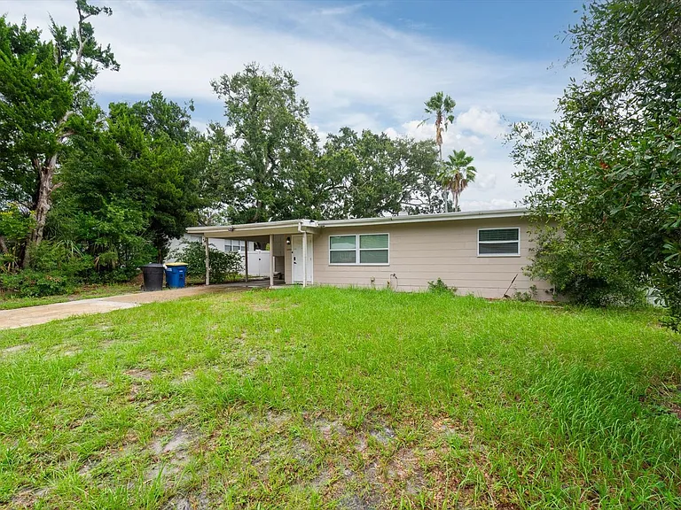 1349 Woodbine St — Photo 36