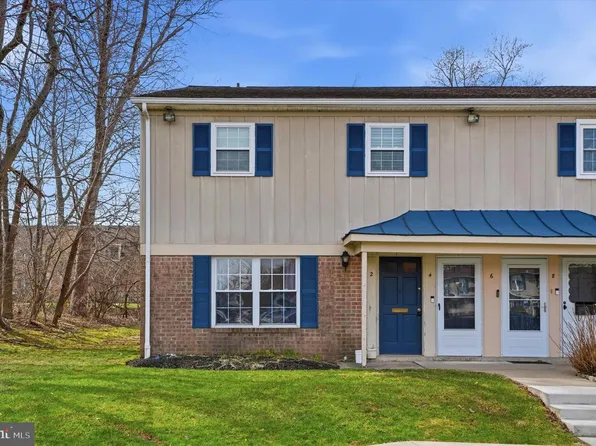 2 Belfast Dr, North Wales, PA 19454