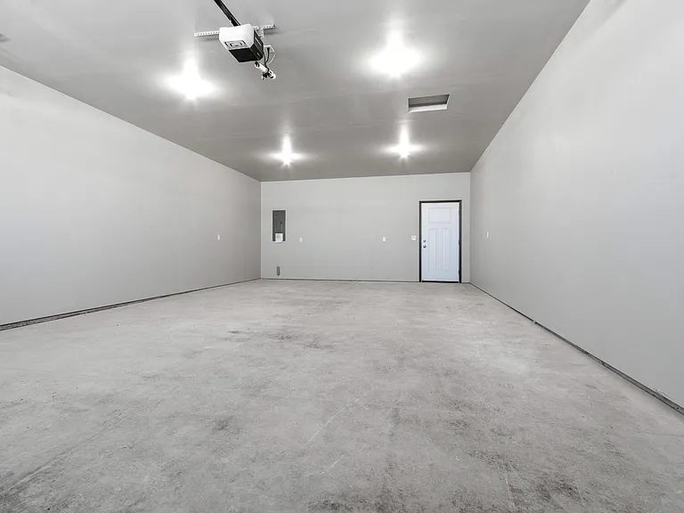 3653 E Rubyred Dr #1 — Photo 9