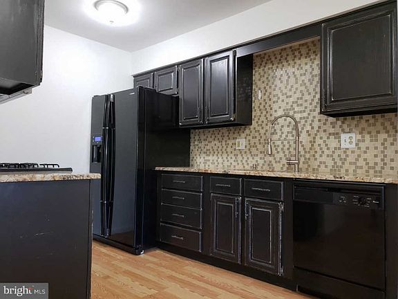 2nd image of 6 Fair Oaks Ct