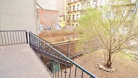 Rented by Park Property Advisors